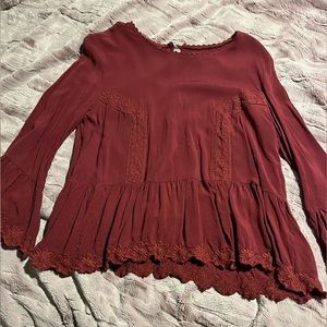 Emberley Large maroon floral lace shirt